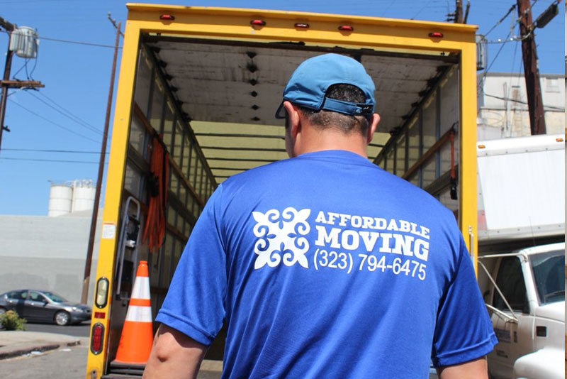 Our professional commercial movers