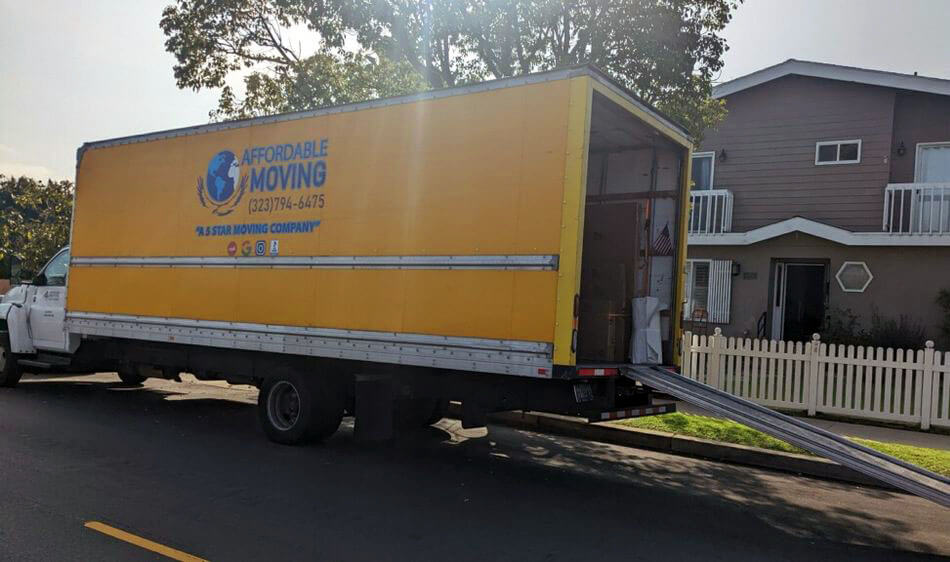 Los Angeles moving company cheaper then Pods