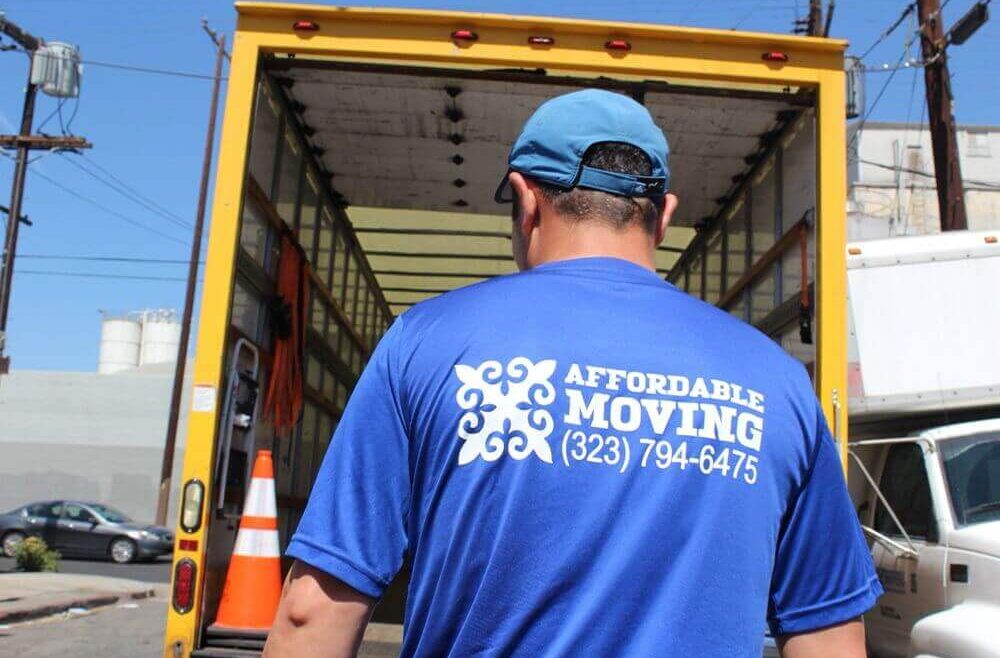 Our Los Angeles apartment-to-apartment moving specialists help you move everywhere.